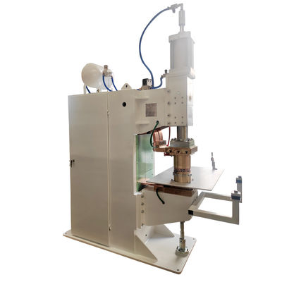 फुट प्रेस डीसी मल्टी हेड स्पॉट वेल्डिंग मशीन वाटर कूलिंग 160Kva ट्रांसफार्मर