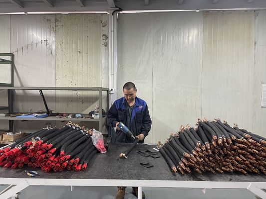 सीएनसी कॉपर वाटर कूल्ड केबल पोर्टेबल स्पॉट वेल्डिंग मशीन के लिए माध्यमिक केबल