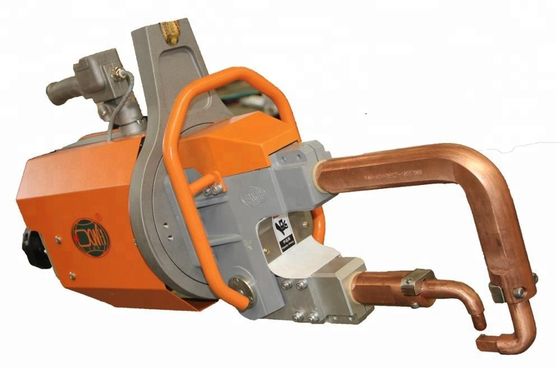 निलंबन मैनुअल 45KVA पानी ठंडा स्पॉट वेल्डर सिंक्रोनस नियंत्रण